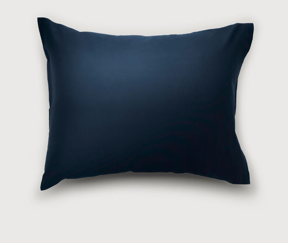 bed accessories pillows