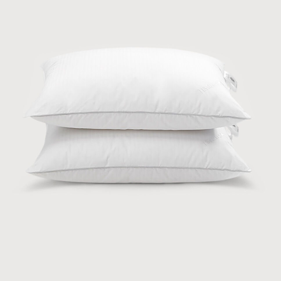 bed accessories pillows